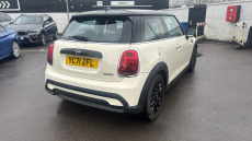 MINI Hatchback 1.5 Cooper Classic 3dr Auto Petrol Hatchback